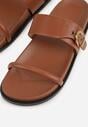 Brązowe Klapki Ozdobione Paskami i Metaliczną Klamrą Ophiusi