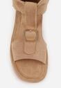 Ciemnobeżowe Sandały Typu Botki Ozdobione Metaliczną Klamrą z Przodu Adrasaia