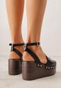 Czarne Sandały na Platformie i Koturnie z Nitami po Bokach Zaehesh
