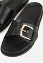 Czarne Klapki na Platformie z Klamrą Molthoe
