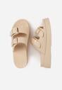 Beżowe Klapki na Platformie Ozdobione Metalicznymi Klamrami Galisiphe