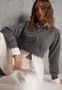 Ciemnoszara Casualowa Bluza z Bawełną Akko