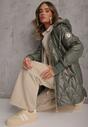 Zielona Przejściowa Kurtka z Kapturem Pikowanymi Przeszyciami i Suwakami Kave