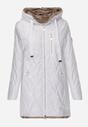 Biała Długa Kurtka Parka Pikowana z Kapturem Ozdobiona Aplikacją Rossea