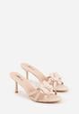Beżowe Klapki na Szpilce z Ozdobnym Kwiatkiem Brialora