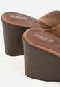 Jasnobrązowe Klapki Typu Drewniaki z Imitacji Zamszu na Koturnie Abilisa