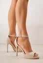Beżowe Sandały na Szpilce z Imitacji Zamszu z Zapięciem na Klamerkę przy Pasku Odesei