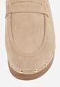 Beżowe Klapki Drewniaki o Fasonie Loafersów z Ozdobnymi Nitami Sargita