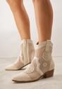 Beżowe Botki Kowbojki na Stożku z Ażurową Cholewką z Haftem Isarna