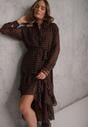 Brązowa Sukienka o Koszulowym Kroju z Przedłużonym Tyłem i Falbanami Savarinna