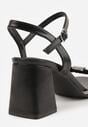 Czarne Sandały Ozdobione Paskami z Cyrkoniami i Kwadratowym Obcasie Zitalia