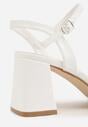 Białe Sandały Ozdobione Paskami z Cyrkoniami i Kwadratowym Obcasie Zitalia