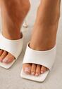 Białe Klapki na Szpilce z Kwadratowym Noskiem Peep Toe Avenata