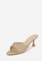 Ciemnobeżowe Klapki Peep Toe na Niskiej Szpilce Carinatia