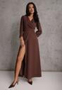 Brązowa Elegancka Sukienka o Kopertowym Kroju Zdobiona Aplikacją w Talii Zilendra