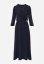 Granatowa Elegancka Sukienka o Kopertowym Kroju Zdobiona Aplikacją w Talii Zilendra