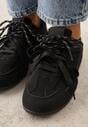 Czarne Sneakersy z Podwójnym Sznurowaniem i Geometrycznymi Wstawkami Adrearah