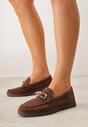 Brązowe Mokasyny Ozdobione Metaliczną Klamrą Murielori