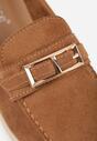 Jasnobrązowe Mokasyny Ozdobione Metaliczną Klamrą Murielori