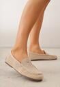 Jasnobeżowe Mokasyny VICES z Wkładką ze Skóry Naturalnej i Metalicznym Elementem Alcimene