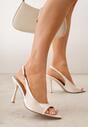 Beżowe Sandały VICES na Szpilce z Lakierowanym Wykończeniem Nesamenis