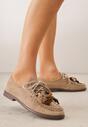 Beżowe Mokasyny VICES ze Skórzaną Wkładką i Pomponami Loraerin