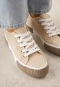 Beżowe Trampki VICES na Żłobionej Platformie Zdobione Trójkątną Aplikacją Lorerina