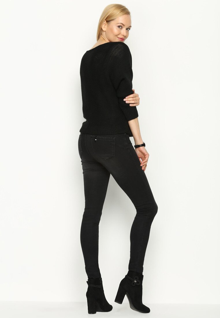 Czarny Sweter Jaguar