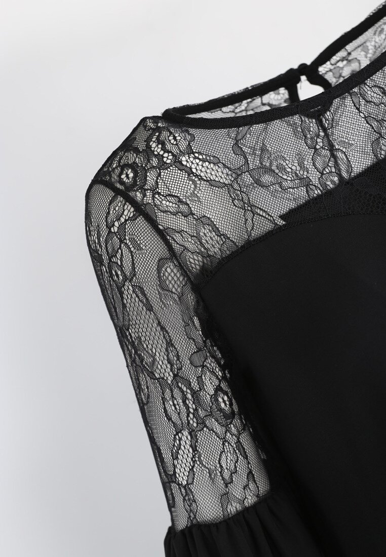 Czarna Sukienka Lace Underground
