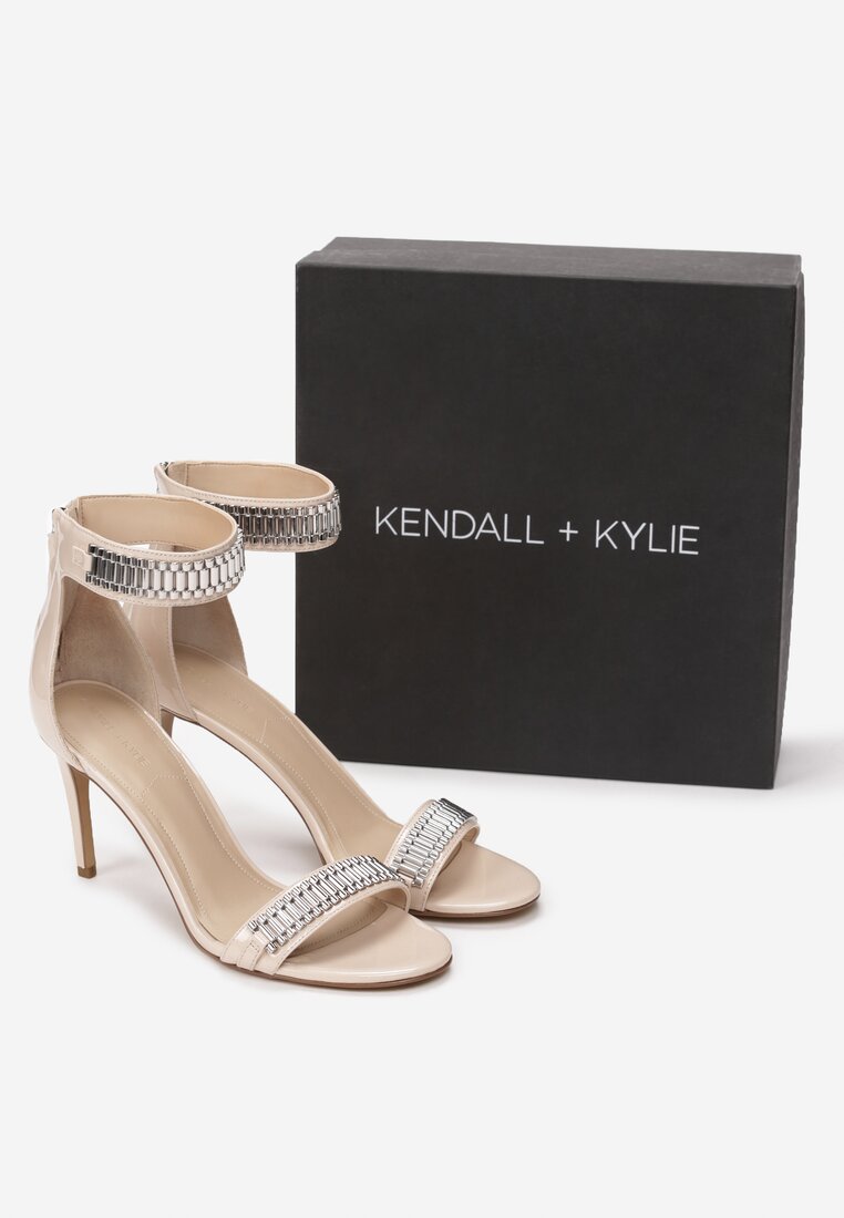 Beżowe Sandały Kendall + Kylie Shiny Leather