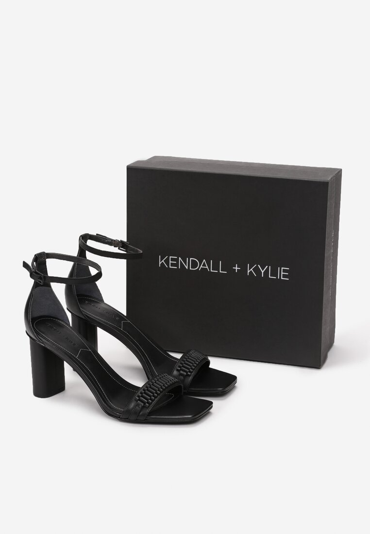 Czarne Sandały Kendall + Kylie Glamourous