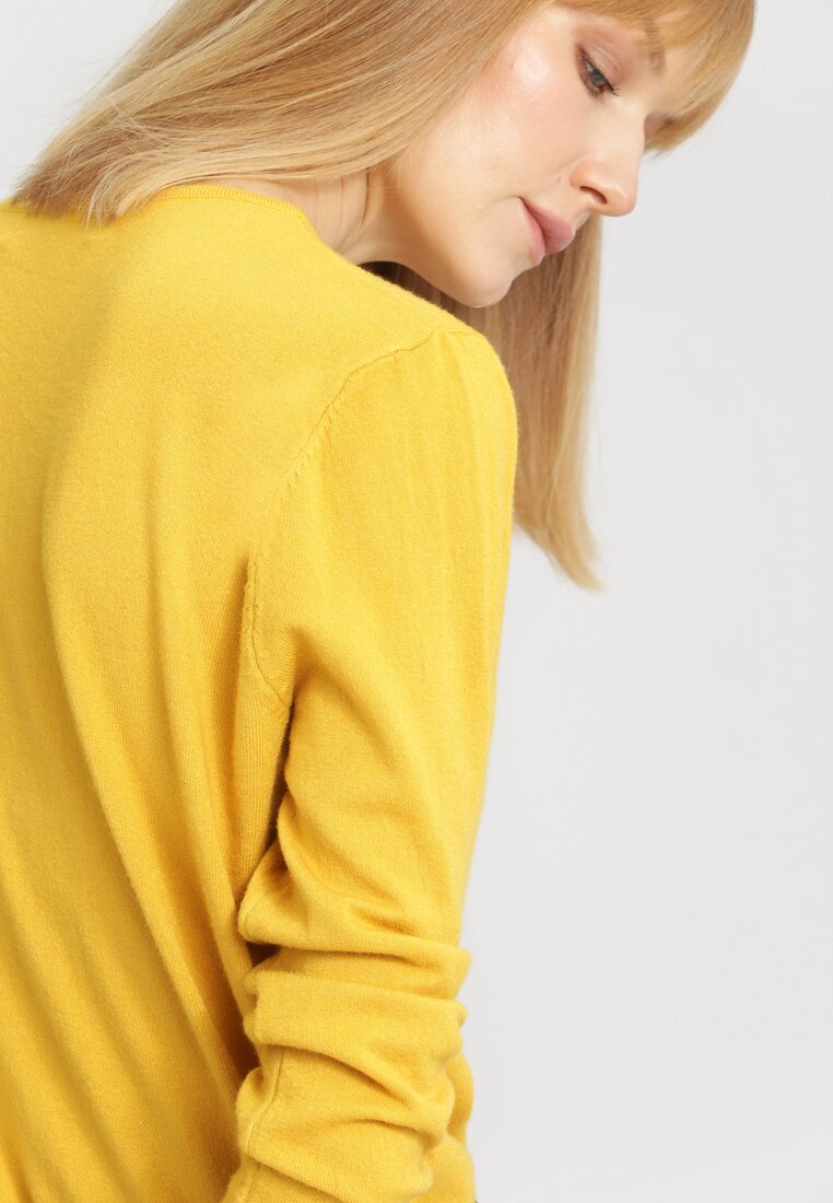 Żółty Sweter Importance