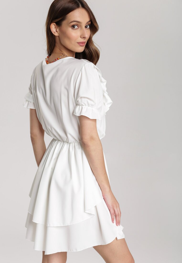 Biała Sukienka Pallerodia
