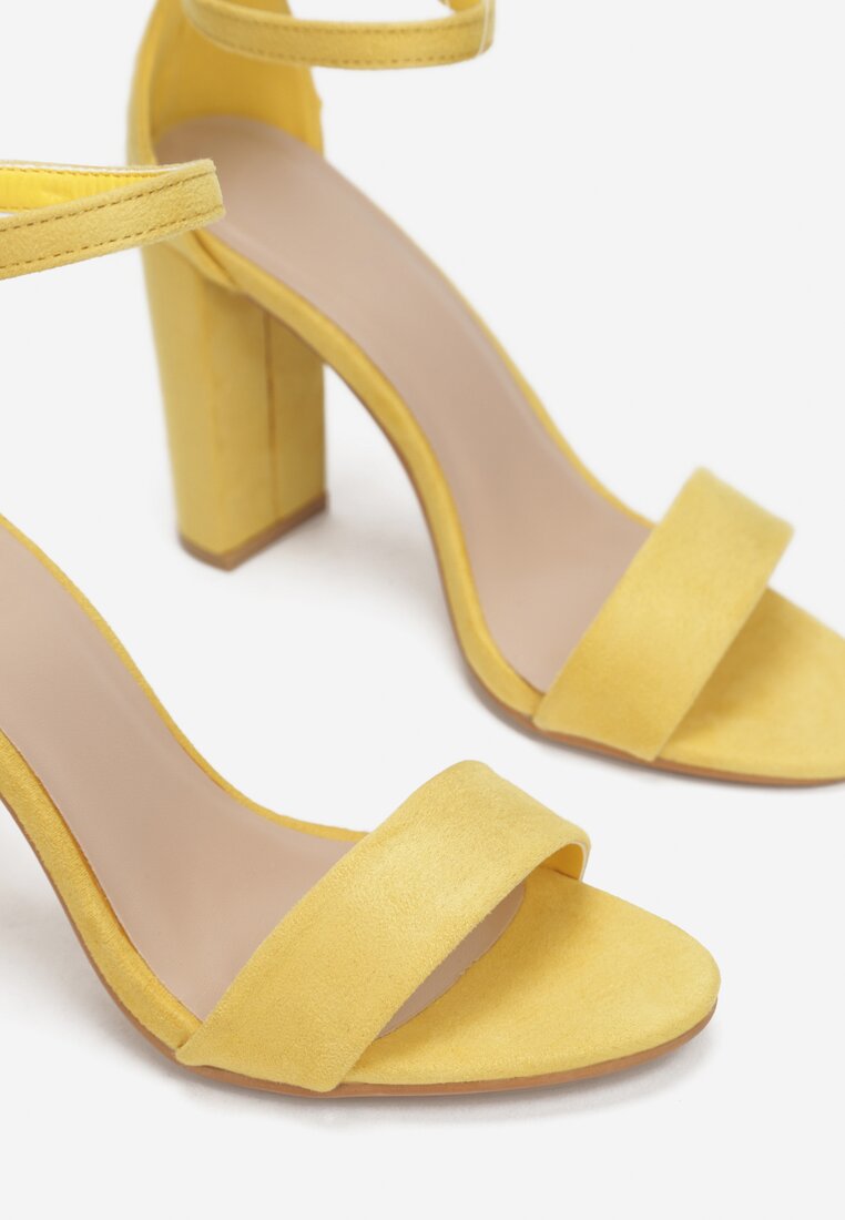 Żółte Sandały Shuwahi