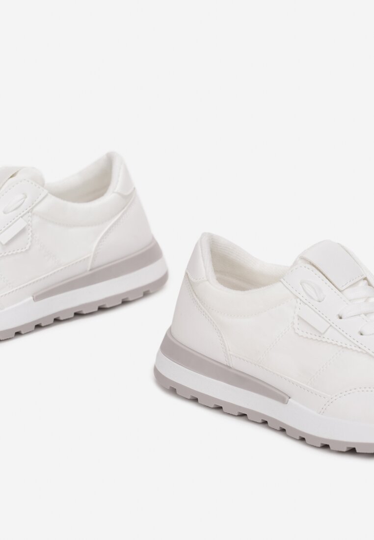 Białe Sneakersy Callanthe