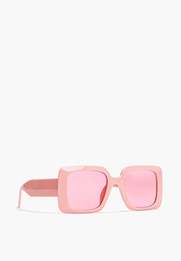 Różowe Okulary Adusa