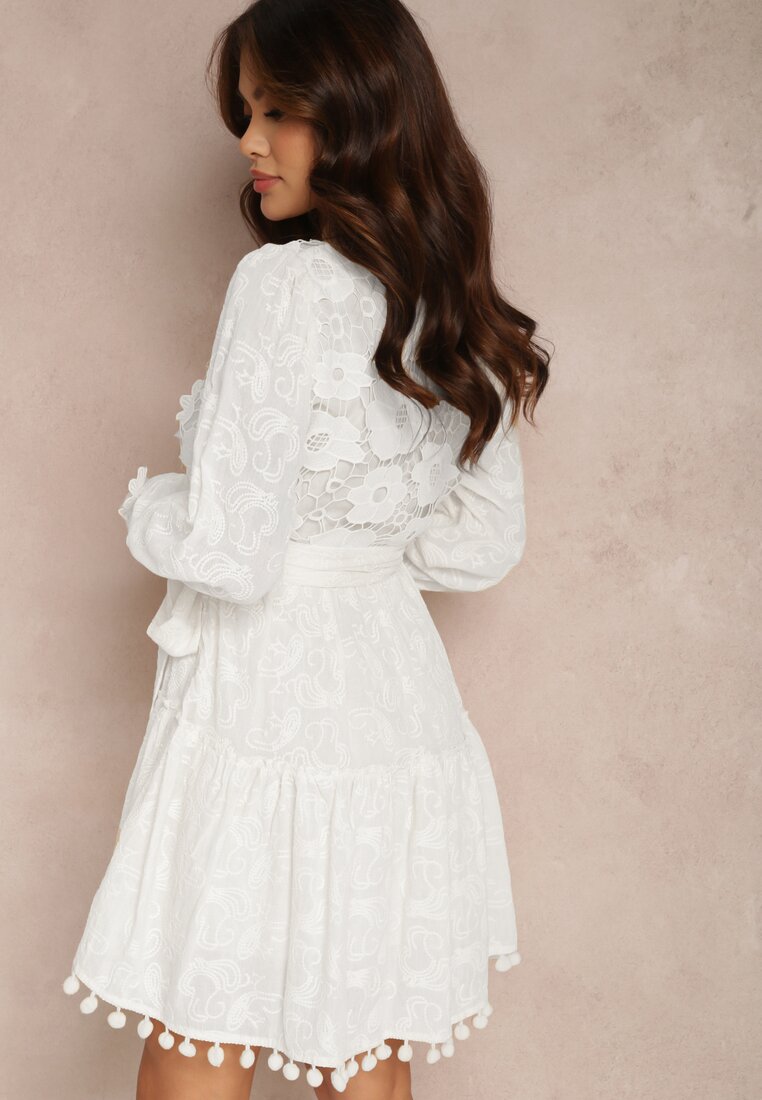 Biała Sukienka z Bawełny Chlorane