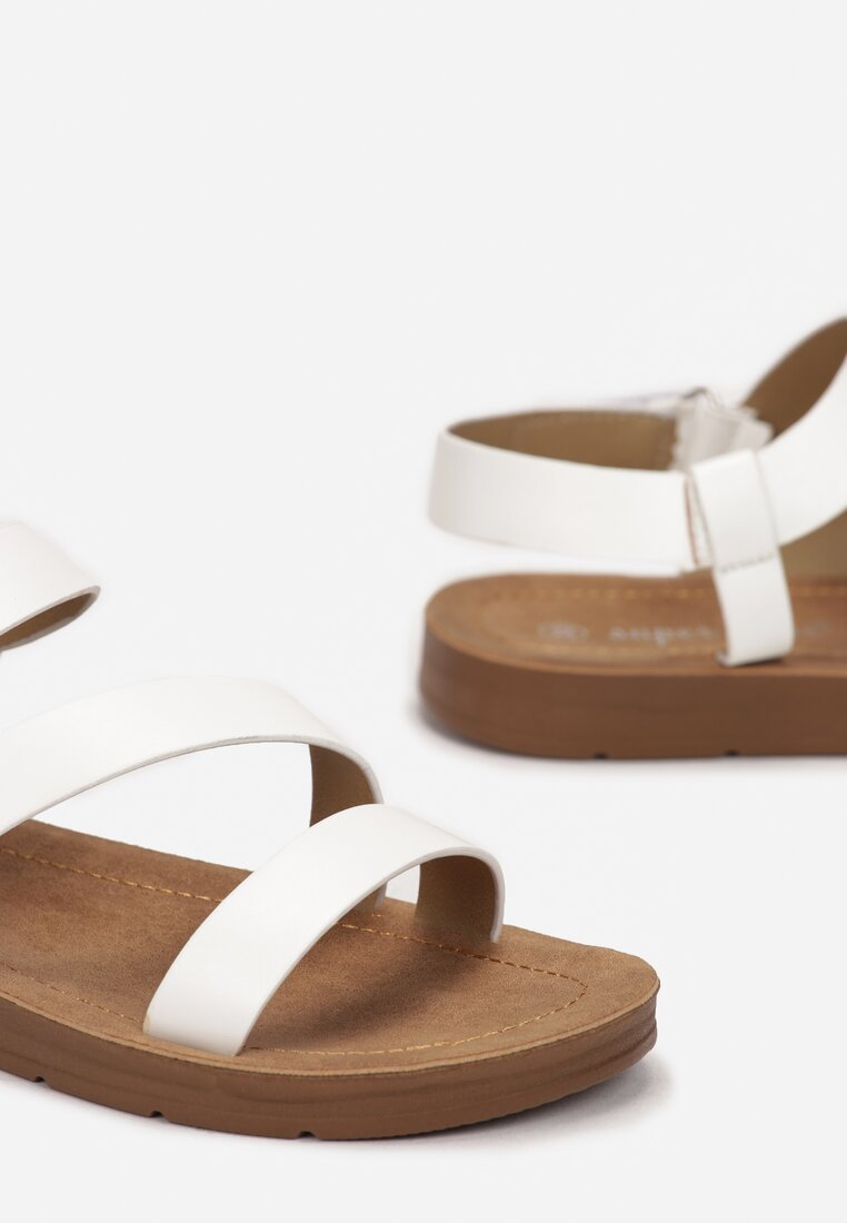 Białe Sandały Erania