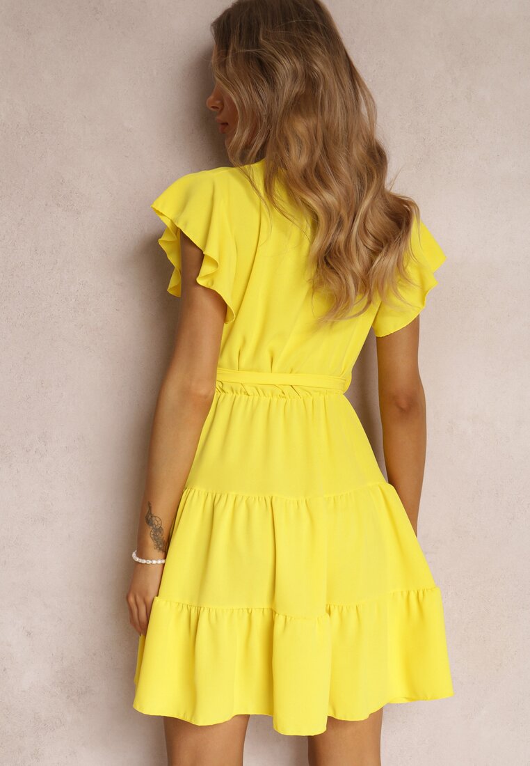 Żółta Sukienka z Paskiem Phaedrialla