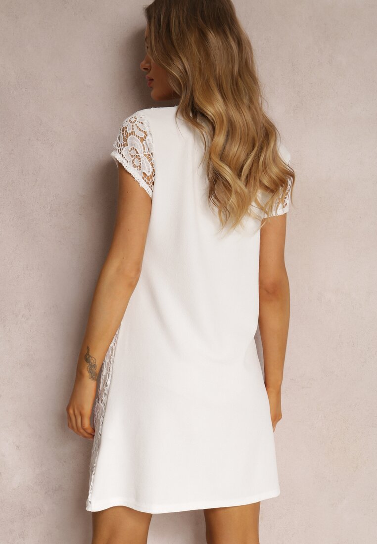 Biała Sukienka Naeresilea
