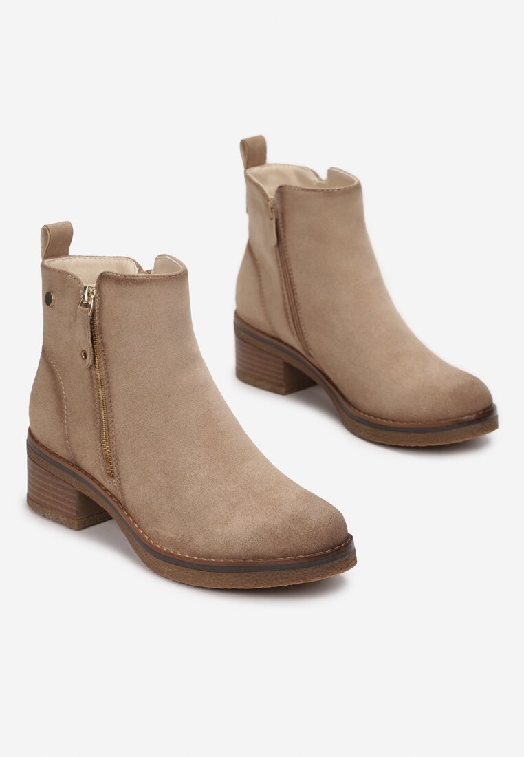 Botine bej Perice