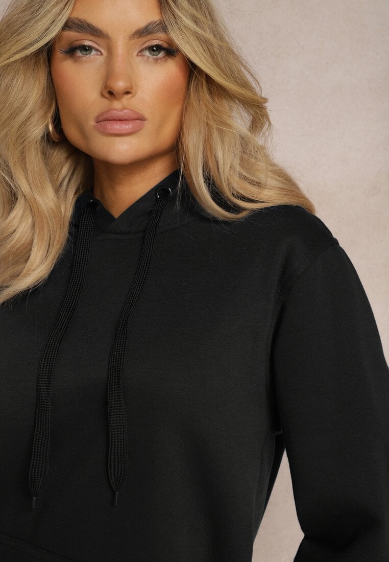 Czarna Klasyczna Bluza z Kapturem ze Ściągaczem Mozartia