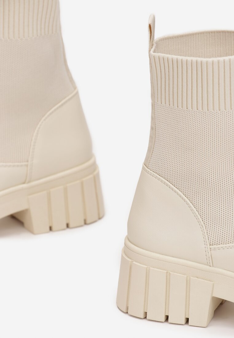 Botine bej cu carâmb elastic Solines