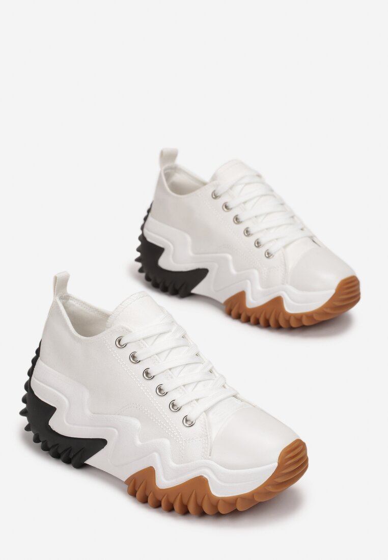 Białe Sneakersy na Platformie z Wypustkami Zegrer