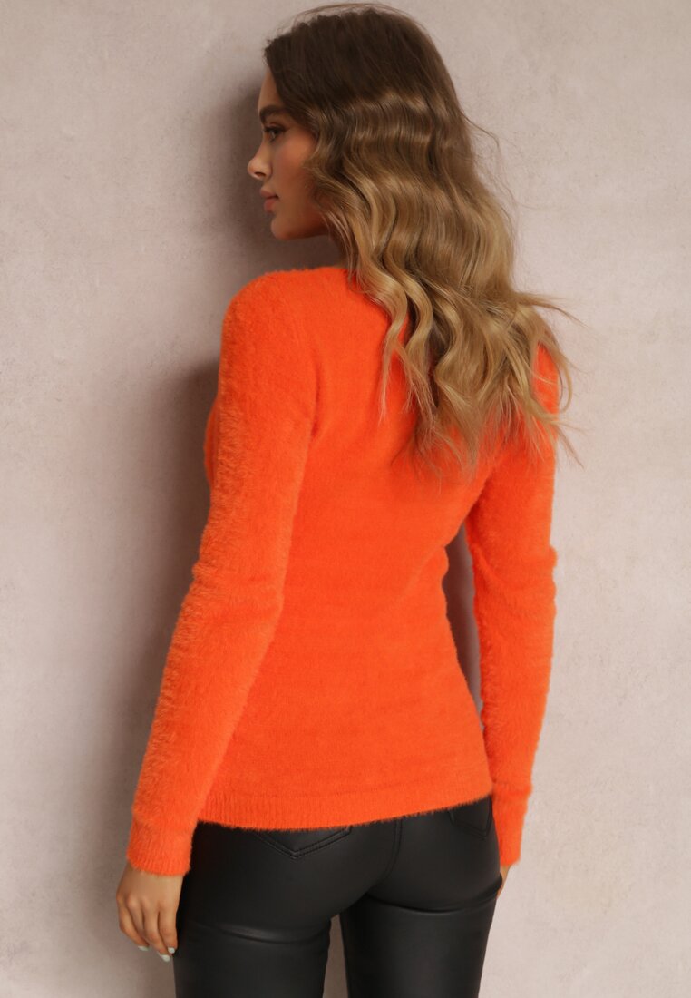Pomarańczowy Sweter z Łańcuszkiem Dashe