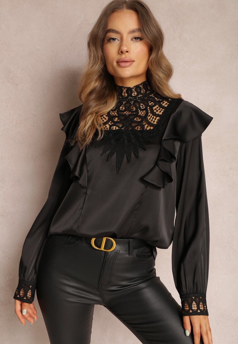 Bluza neagră cu volane și guler dantelat Azuva