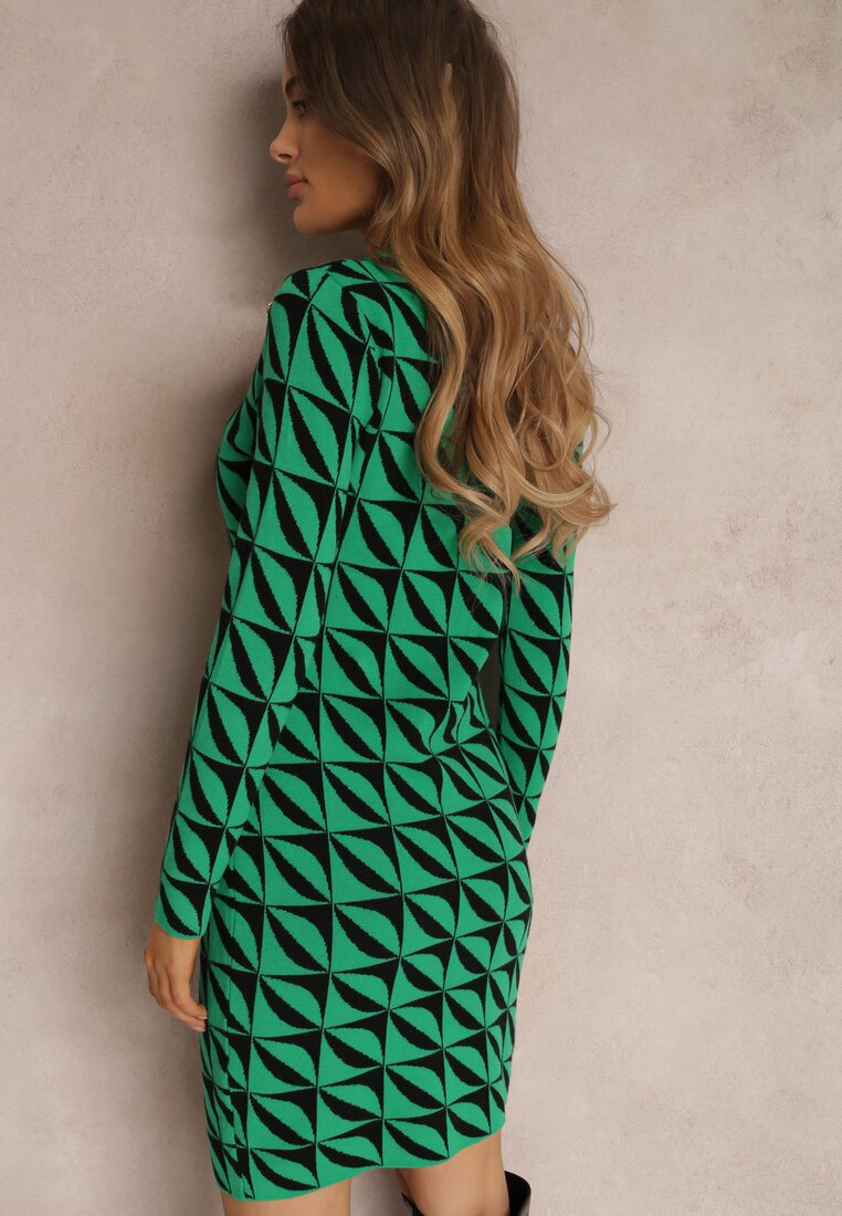 Zielona Sukienka Dzianinowa w Geometryczny Wzór Chlaria