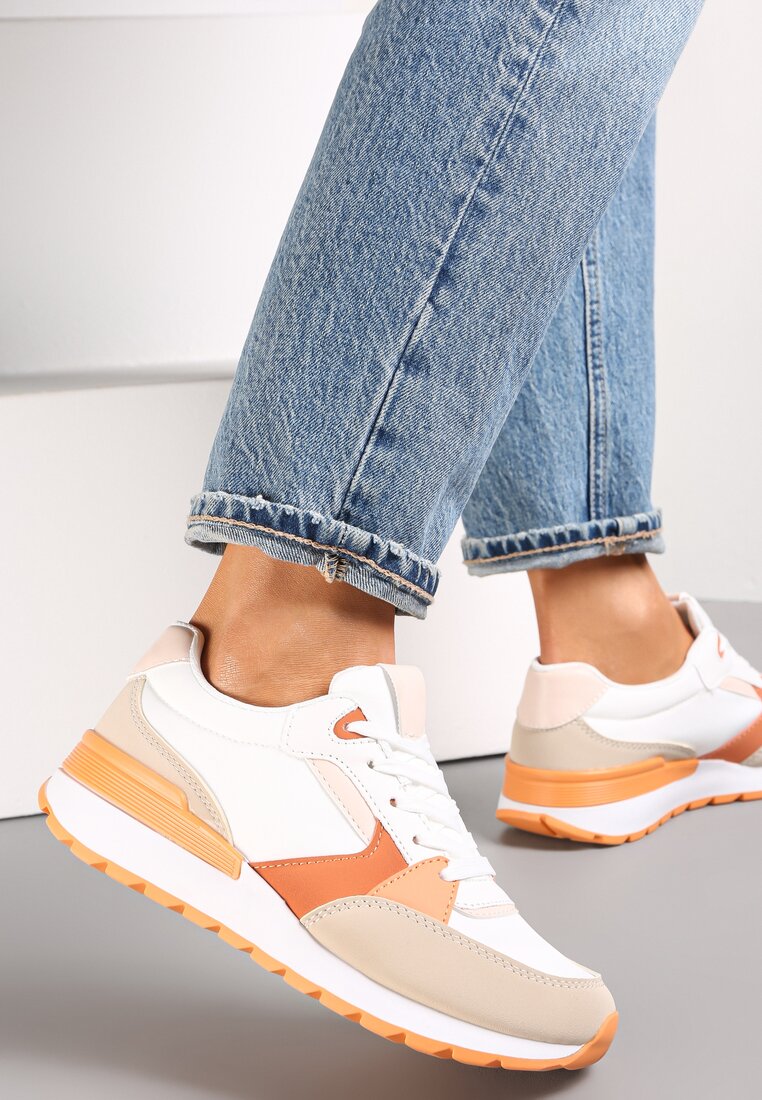 Biało-Pomarańczowe Sznurowane Sneakersy z Ozdobnymi Wstawkami Sandelal