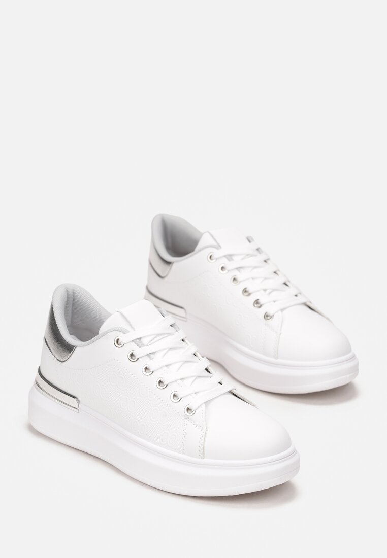 Biało-Srebrne Sneakersy na Niskiej Platformie z Błyszczącymi Wstawkami Vasse