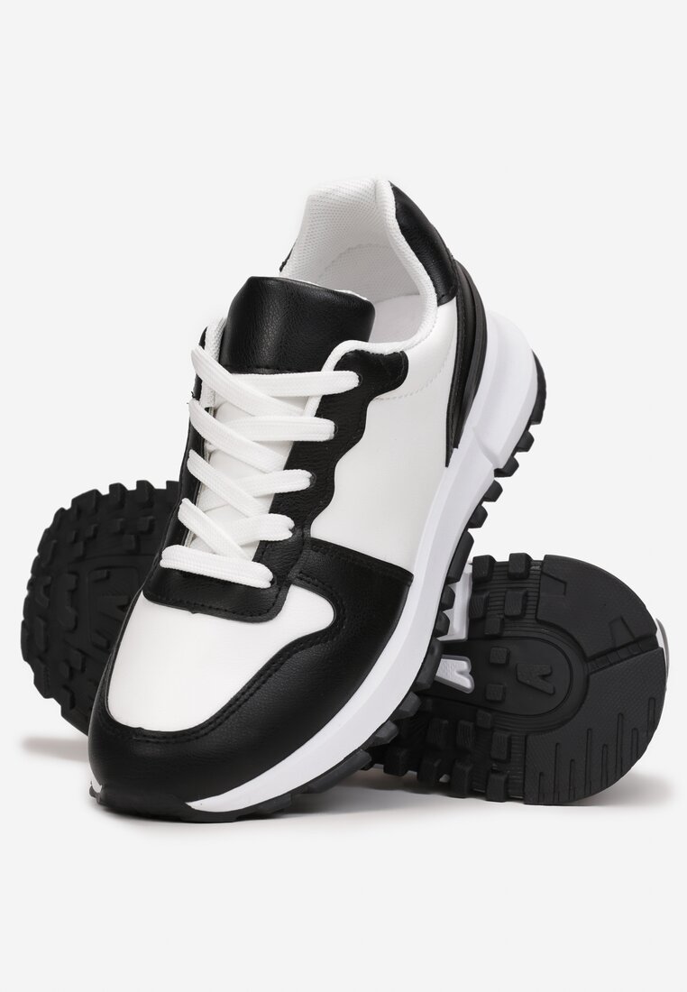 Biało-Czarne Sneakersy na Płaskiej Podeszwie z Wycięciami Higis